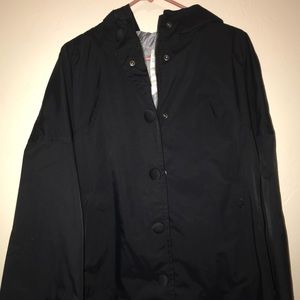 Lululemon rain jacket size 6